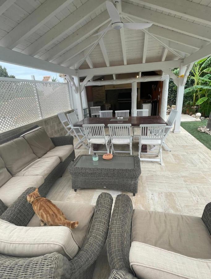 Habitación con cama extra doble más sofa cama apta hasta para 4 personas con baño privado San Vicente Raspeig Esterno foto