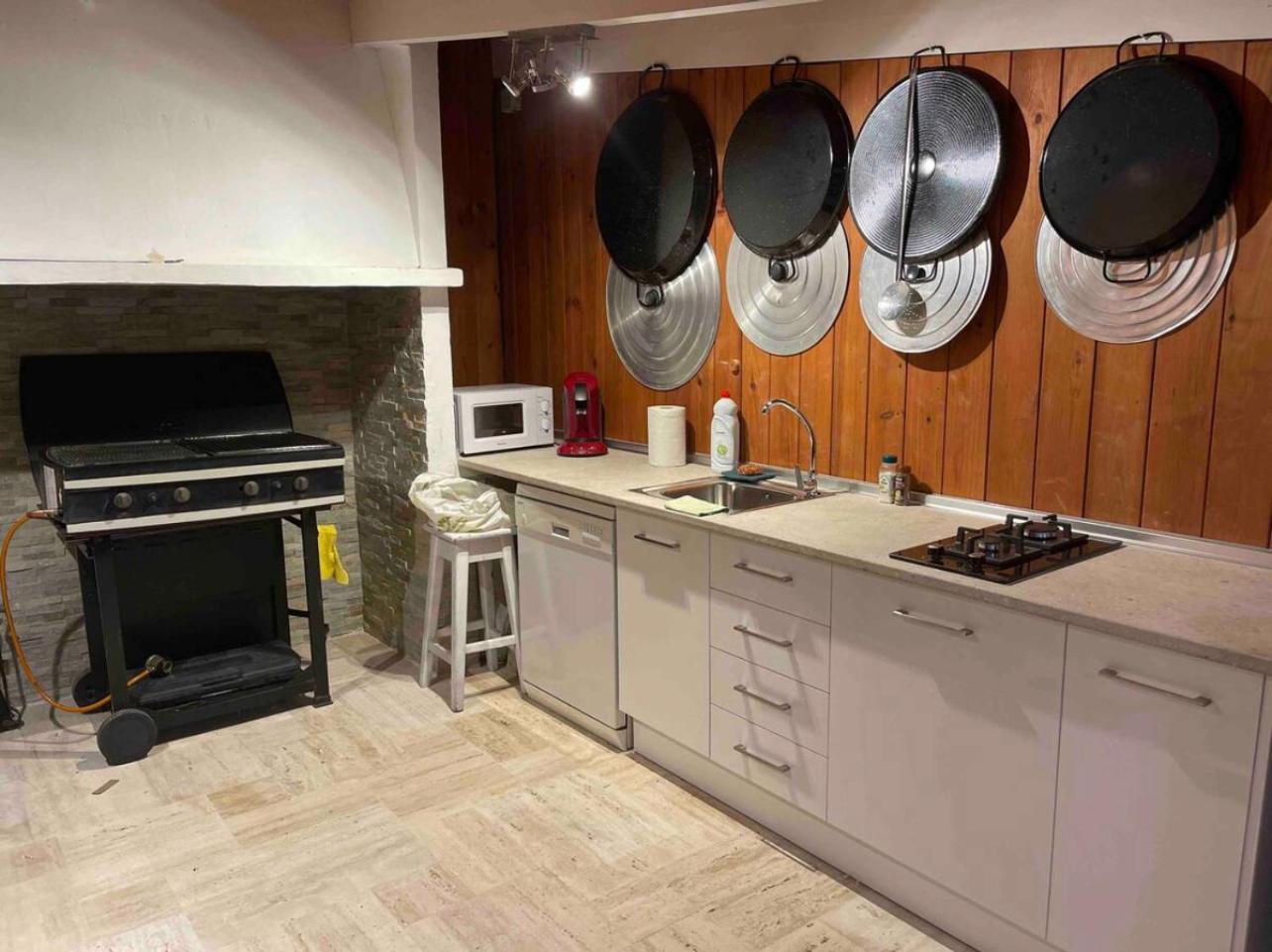 Habitación con cama extra doble más sofa cama apta hasta para 4 personas con baño privado San Vicente Raspeig Esterno foto